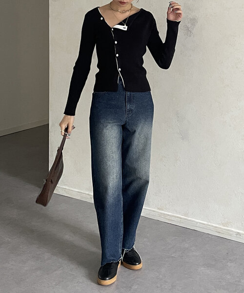 Thevon（ゼボン）の「アシメネックボタンリブニット（ニット/セーター・レディース・チャコールグレー/ブラック/グリーン/アイボリー・FREE）」の20枚目の写真