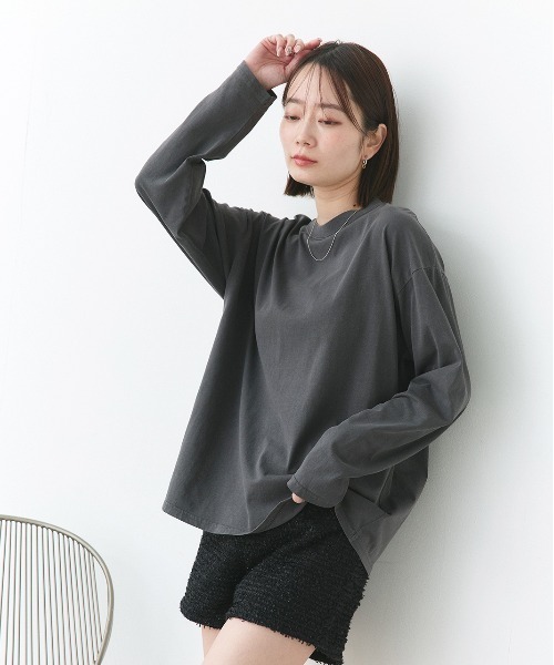 ad thie(アドティエ)の「ピグメント ロングTシャツ(Tシャツ/カットソー・レディース・オフホワイト/ブラウン/チャコール・FREE)」の18枚目の写真