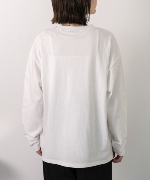 ad thie(アドティエ)の「ピグメント ロングTシャツ(Tシャツ/カットソー・レディース・オフホワイト/ブラウン/チャコール・FREE)」の7枚目の写真