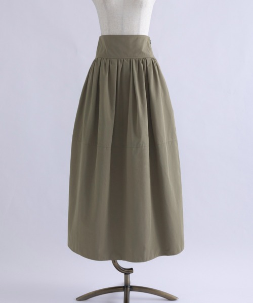EN NEUME(エンノイム)の「Cocoon Silhouette Skirt(スカート・レディース・ライトカーキ/ブラック/オフホワイト・FREE)」の12枚目の写真