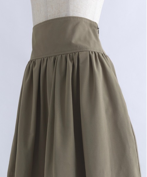 EN NEUME(エンノイム)の「Cocoon Silhouette Skirt(スカート・レディース・ライトカーキ/ブラック/オフホワイト・FREE)」の14枚目の写真