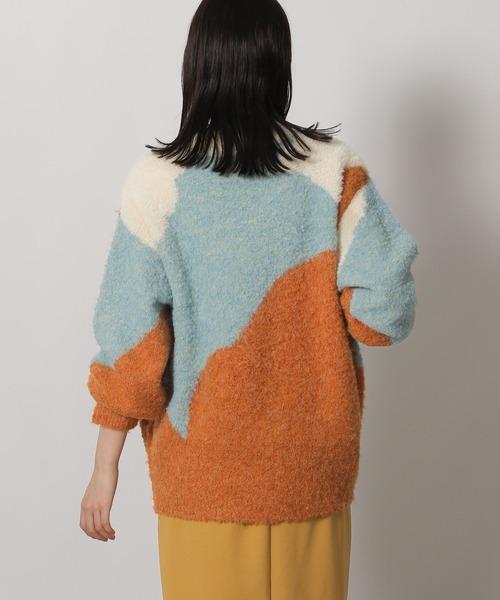 LAKOLE（ラコレ）の「インターシャ配色プルオーバー / 250838（ニット/セーター・レディース・ピンク/オレンジ/ブルー・FREE）」の5枚目の写真