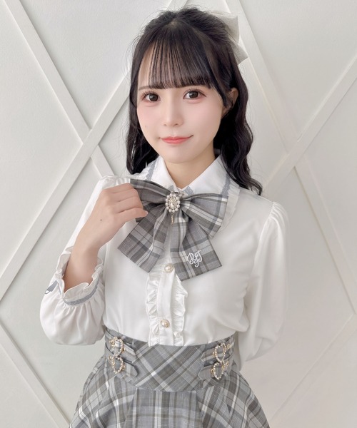 ROJITA（ロジータ）の「【セットアップ対応】ワンポイント刺繍リボンブラウス（シャツ/ブラウス・レディース・ブルー/ピンク/ピンクベージュ・FREE）」の6枚目の写真