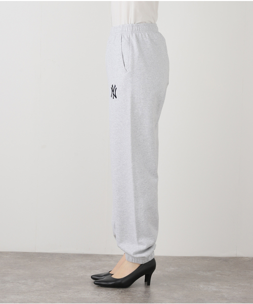 SPORTY&RICH（スポーティアンドリッチ）の「【SPORTY&RICH / スポーティアンドリッチ】YANKEES SERIF SWEATPANT（スウェットパンツ・メンズ・グレー・MEDIUM/SMALL）」の13枚目の写真