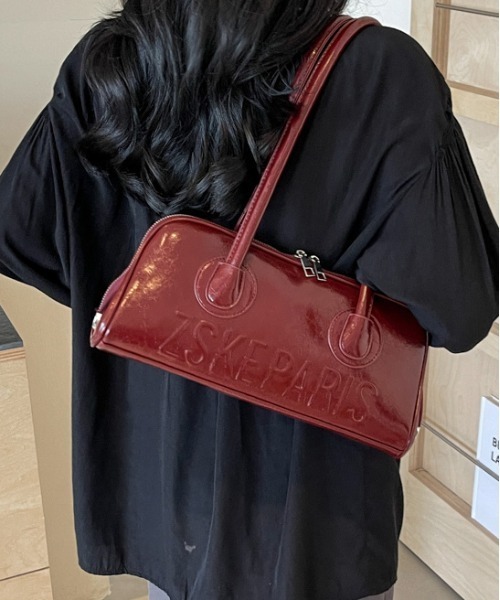 FREE STYLISTS(フリー スタイリスト)の「《横長バッグ》ロゴデザインクラシカルレトロショルダーバッグ(ショルダーバッグ・レディース・シルバー/ブラック/ワイン・FREE)」の14枚目の写真