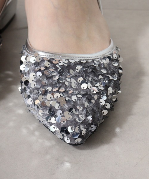 LibertyDoll(リバティードール)の「LIBERTYDOLL スパンコール ミュールパンプス(パンプス・レディース・シルバー/ブラック・LL/M/L/S)」の4枚目の写真
