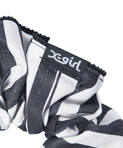 X-girl（エックスガール）の「STAR & STRIPES HAIR ELASTIC（シュシュ・レディース・ブラック/ネイビー・ONE SIZE）」の5枚目の写真