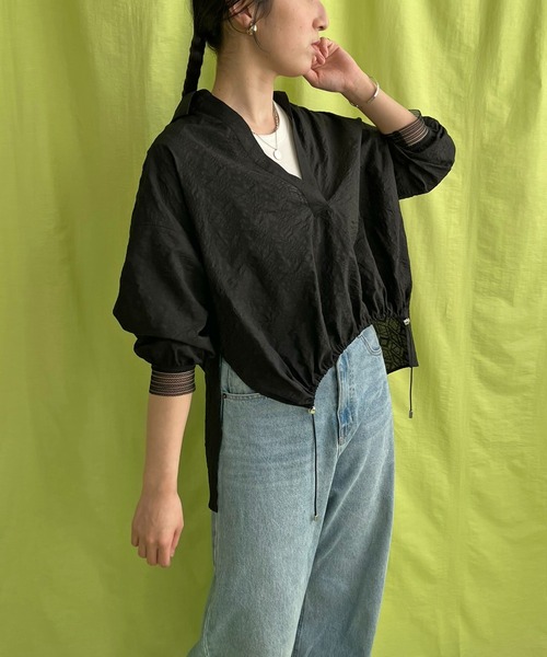 LHELBIE(レルビエ)の「ドロストスキッパーシャツ(シャツ/ブラウス・レディース・オフホワイト/ライトブルー/ブラック・M)」の19枚目の写真
