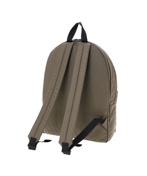 PORTER（ポーター）の「ムース デイパック(L)（バックパック/リュック・メンズ・ネイビー/ダークベージュ/ブラック・FREE）」の5枚目の写真