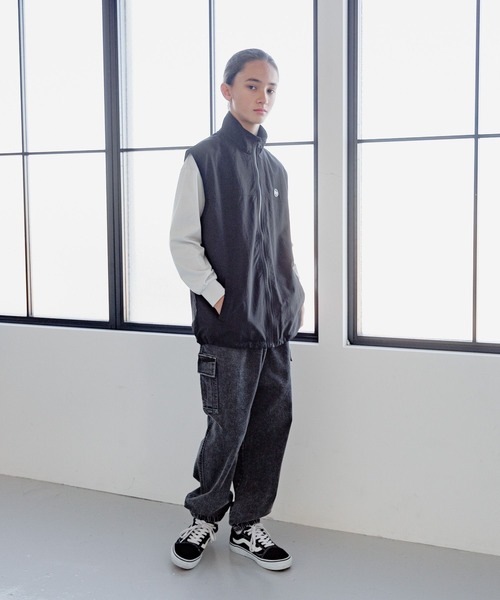 GLOBAL WORK(グローバルワーク)の「洗える撥水ナイロンベスト/286182(ベスト・キッズ・ブラック・MEDIUM/LARGE)」の15枚目の写真