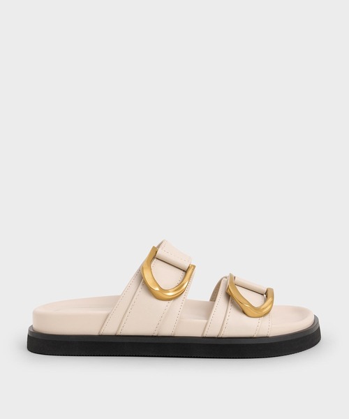 CHARLES & KEITH(チャールズ & キース)の「Gabine ガビーヌ バックルレザースライド(サンダル・レディース・ブラック/オートミール・22.5cm/24.5cm/23.5cm/23cm/26.5cm/25.5cm/25cm)」の1枚目の写真