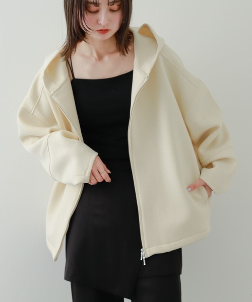 SENSE OF PLACE by URBAN RESEARCH（センスオブプレイスバイアーバンリサーチ）の「コクーンフォルムZIPパーカー（パーカー・レディース・ブラック/アイボリー/ネイビー・ONE）」の4枚目の写真