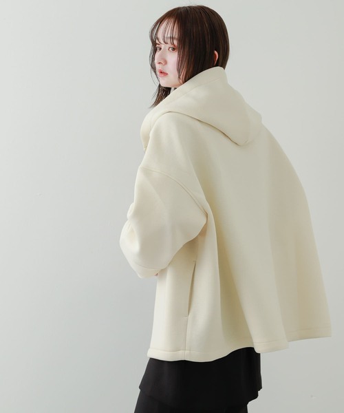 SENSE OF PLACE by URBAN RESEARCH（センスオブプレイスバイアーバンリサーチ）の「コクーンフォルムZIPパーカー（パーカー・レディース・ブラック/アイボリー/ネイビー・ONE）」の6枚目の写真