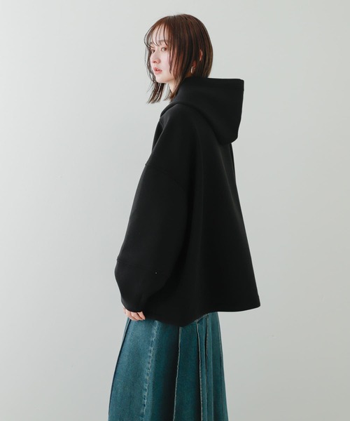 SENSE OF PLACE by URBAN RESEARCH（センスオブプレイスバイアーバンリサーチ）の「コクーンフォルムZIPパーカー（パーカー・レディース・ブラック/アイボリー/ネイビー・ONE）」の15枚目の写真