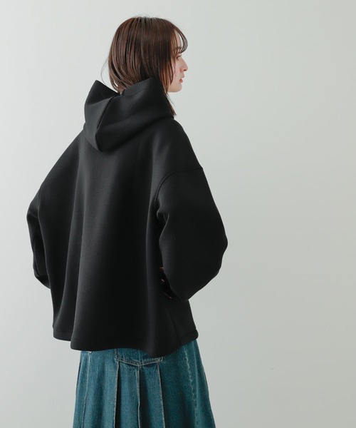 SENSE OF PLACE by URBAN RESEARCH（センスオブプレイスバイアーバンリサーチ）の「コクーンフォルムZIPパーカー（パーカー・レディース・ブラック/アイボリー/ネイビー・ONE）」の16枚目の写真