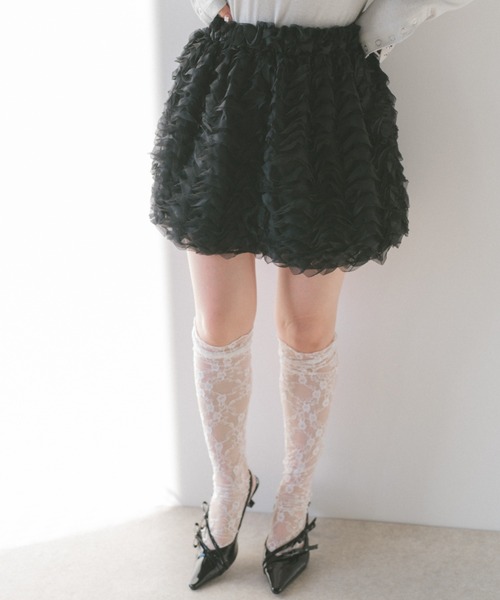 ECREL（エクレール）の「フリルバルーンミニスカート（スカート・レディース・ブラック/アイボリー・FREE）」の2枚目の写真