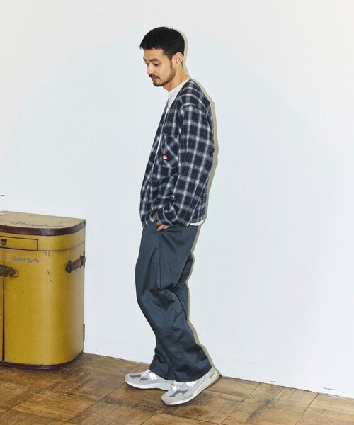 RED KAP（レッドキャップ）の「RED KAP/レッドキャップ 別注 SMU WIDE CHEF PANTS/リラックスフィット（チノパンツ・メンズ・オリーブ/ブラック/チャコール/ベージュ/レオパード/ダークグレー・LARGE/MEDIUM/SMALL）」の20枚目の写真