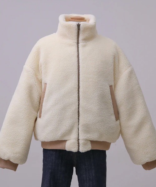 merrylatte(メリーラテ)の「リバーシブルボアダウンライクジャケット(ダウンジャケット/コート・レディース・ベージュ・FREE)」の22枚目の写真