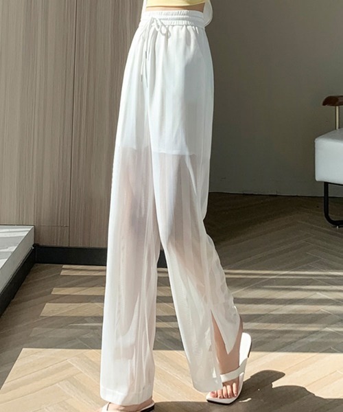 SallyLunn（サリーラン）の「縦ストライプシースルーロングパンツ（その他パンツ・レディース・ホワイト/ブラック・MEDIUM/LARGE）」の3枚目の写真