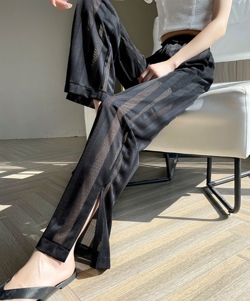 SallyLunn（サリーラン）の「縦ストライプシースルーロングパンツ（その他パンツ・レディース・ホワイト/ブラック・MEDIUM/LARGE）」の7枚目の写真