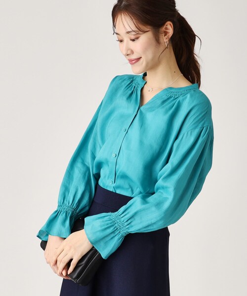 COUP DE CHANCE（クードシャンス）の「【ラミー100％／洗える】ギャザーブラウス（シャツ/ブラウス・レディース・ホワイト/ピンク系/ブラック/ブルーグリーン/ナチュラル・34/36/38/40）」の5枚目の写真