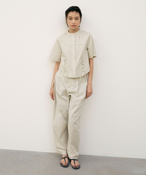 Ray BEAMS（レイビームス）の「RBS / サイドリボン コクーンパンツ（その他パンツ・レディース・アイボリー/ブラック・1/0）」の3枚目の写真