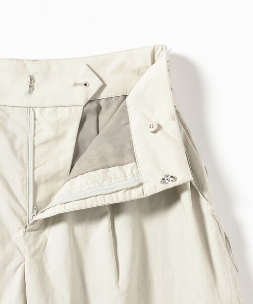 Ray BEAMS（レイビームス）の「RBS / サイドリボン コクーンパンツ（その他パンツ・レディース・アイボリー/ブラック・1/0）」の20枚目の写真