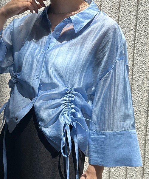 solleim(ソルレム)の「シアードロストショート丈シャツ(シャツ/ブラウス・レディース・グレー/オフホワイト/ブルー/ベージュ・M/L)」の4枚目の写真