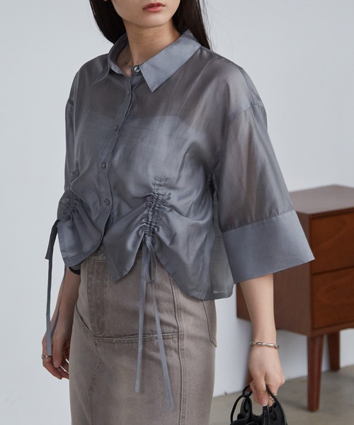 solleim(ソルレム)の「シアードロストショート丈シャツ(シャツ/ブラウス・レディース・グレー/オフホワイト/ブルー/ベージュ・M/L)」の8枚目の写真
