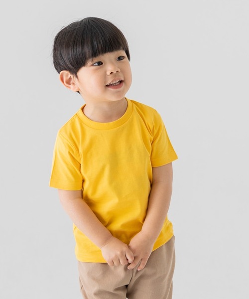 chil2（チルツー）の「綿100％ 無地 半袖Tシャツ（Tシャツ/カットソー・キッズ・ベージュ/オートミール/ミント/ネイビー/パープル/ラベンダー/イエロー/オレンジ/ホワイト/グリーン/ライトグリーン/レッド/ブラック/カーキ/サックスブルー/スモークピンク/チャコールグレー/クリーム/ブルー/グレイッシュブルー・80ｃｍ/90cm/100cm/110cm/120cm/130cm/140cm/150cm/160cm）」の17枚目の写真