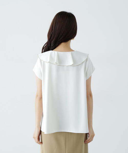 N.(N. Natural Beauty Basic)(エヌエヌナチュラルビューティーベーシック)の「バイカラーフレアブラウス(シャツ/ブラウス・レディース・オフホワイト/チャコールグレー/ライトグリーン・MEDIUM)」の4枚目の写真