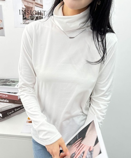 maison de LATIR(メゾンドラティール)の「滑らか快適肌さわりがいい。首元はリラックスにハイネックヒートトップス(Tシャツ/カットソー・レディース・ブラウン系その他/ブラック/ブラウン/ホワイト系その他/ブラック系その他/ホワイト/ベージュ・L/M/XL)」の3枚目の写真