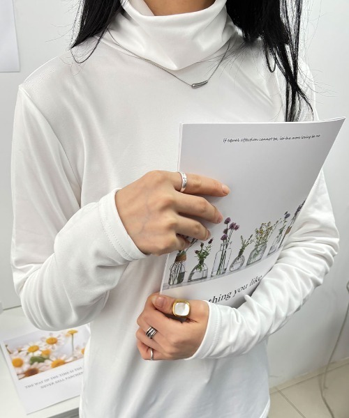 maison de LATIR(メゾンドラティール)の「滑らか快適肌さわりがいい。首元はリラックスにハイネックヒートトップス(Tシャツ/カットソー・レディース・ブラウン系その他/ブラック/ブラウン/ホワイト系その他/ブラック系その他/ホワイト/ベージュ・L/M/XL)」の12枚目の写真