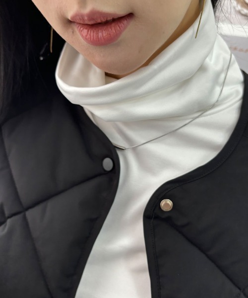maison de LATIR(メゾンドラティール)の「滑らか快適肌さわりがいい。首元はリラックスにハイネックヒートトップス(Tシャツ/カットソー・レディース・ブラウン系その他/ブラック/ブラウン/ホワイト系その他/ブラック系その他/ホワイト/ベージュ・L/M/XL)」の14枚目の写真