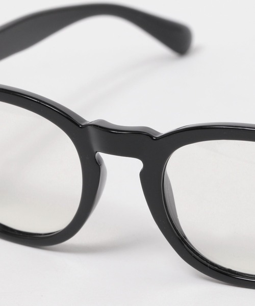 FOREVER 21（フォーエバー トゥエンティーワン）の「調光レンズメガネ（メガネ・レディース・ブラウン系その他/ブラック/グレー・FREE）」の8枚目の写真