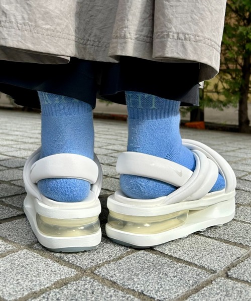NIKE（ナイキ）の「W AIR MAX ISLA SANDAL　FJ5929-100（サンダル・レディース・ホワイト・26.0cm/25.0cm/24.0cm/22.0cm/23.0cm）」の4枚目の写真