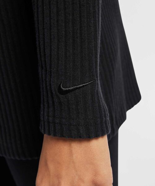 NIKE(ナイキ)の「ナイキ スポーツウェア チル ニット ウィメンズ スリム リブ カーディガン / Nike Sportswear Chill Knit Women's Slim Ribbed Cardigan HJ1244-010 Black(カーディガン/ボレロ・レディース・ブラック・L/M/S/XL/XS)」の11枚目の写真