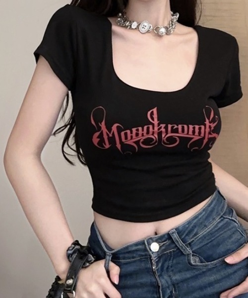 lilful(リルフル)の「Uネック フロントレタリングロゴプリント ショート丈ピチT(Tシャツ/カットソー・レディース・ホワイト/ブラック・S/M)」の20枚目の写真
