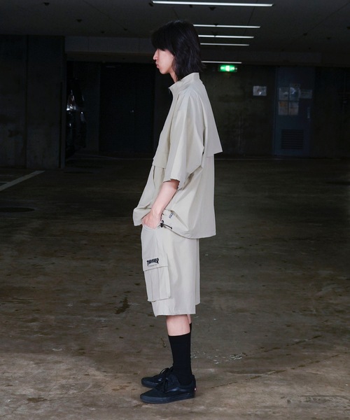 THRASHER(スラッシャー)の「S/S NYLON ANORAK HALF ZIP / スラッシャーナイロンハーフジップアノラックショートスリーブロゴプリント(その他アウター・メンズ・グレイッシュベージュ/ブラック/カーキ・LARGE/MEDIUM/X-LARGE)」の6枚目の写真