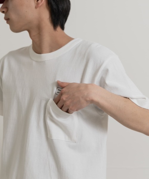 THE GOODLAND MARKET（ザグッドランドマーケット）の「That’s　RE Tee NO MORE WAR（Tシャツ/カットソー・メンズ・ブラック/ホワイト・MEDIUM/LARGE/X-LARGE）」の4枚目の写真