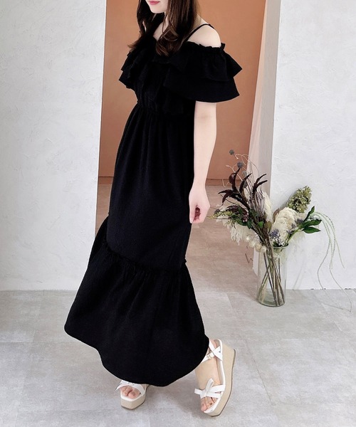 セール】クロスフリルオフショルワンピース（ワンピース）｜INGNI