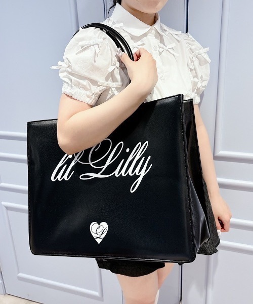 lilLilly（リルリリー）の「【両面デザイン】プレゼントボックスレザートートバッグ（ハンドバッグ・レディース・ブラック/ブルー/ホワイト/ピンク・FREE）」の20枚目の写真