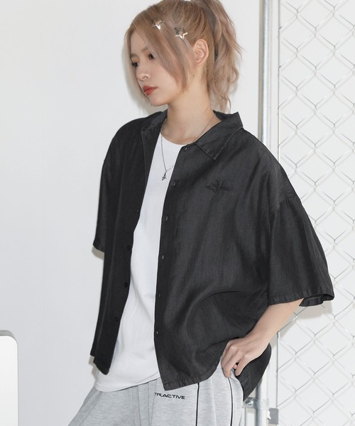 MSG(エムエスジー)の「テンセルデニムハーフスリーブ短丈シャツ【UNISEX】(シャツ/ブラウス・メンズ・ホワイト/ブラック/グレー/ブラック系・S/M/L/XL)」の8枚目の写真