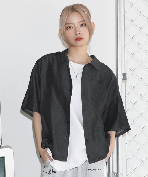 MSG(エムエスジー)の「テンセルデニムハーフスリーブ短丈シャツ【UNISEX】(シャツ/ブラウス・メンズ・ホワイト/ブラック/グレー/ブラック系・S/M/L/XL)」の9枚目の写真