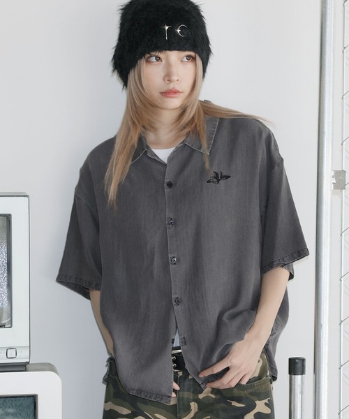 MSG(エムエスジー)の「テンセルデニムハーフスリーブ短丈シャツ【UNISEX】(シャツ/ブラウス・メンズ・ホワイト/ブラック/グレー/ブラック系・S/M/L/XL)」の5枚目の写真