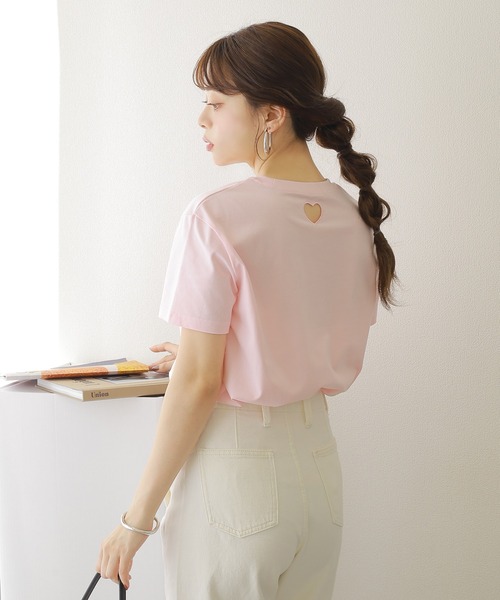 LAULEN（ローレン）の「heart open cut tee /ハート オープンカット 半袖 Tシャツ（Tシャツ/カットソー・レディース・ホワイト/ピンク・FREE）」の5枚目の写真
