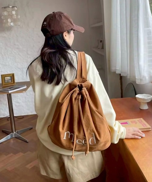 Port(ポート)の「【 Port / ポート 】 フロントロゴ キャンバス デイリー バックパック / ナップサック #(バックパック/リュック・レディース・ホワイト/ブラウン/グリーン/ブラック・FREE)」の3枚目の写真