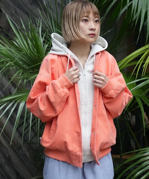 roial（ロイアル）の「JACKET /ROIAL(ロイアル)フード付きビビットカラージャケット（その他アウター・レディース・ピンク/グリーン・SMALL/MEDIUM）」の17枚目の写真