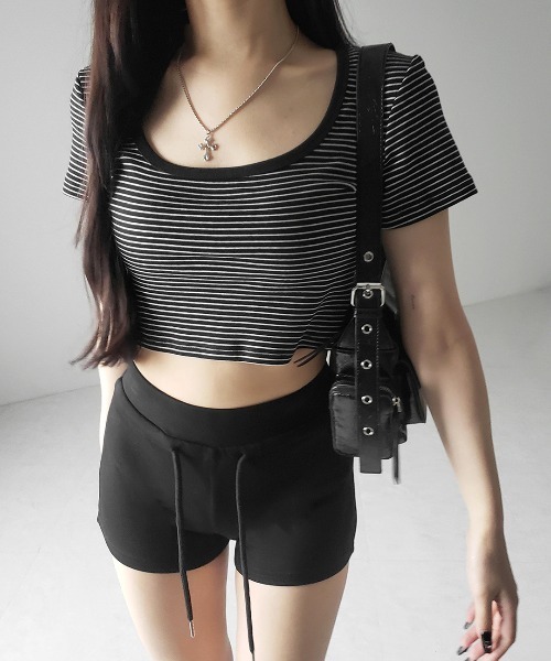 me+em select(ミームセレクト)の「※※【 2color 】ピンボーダースクエアネックショートTシャツ / pin border square neck short T-shirt(Tシャツ/カットソー・レディース・ブラック/ホワイト・FREE)」の7枚目の写真