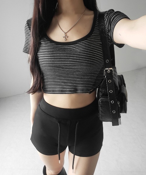 me+em select(ミームセレクト)の「※※【 2color 】ピンボーダースクエアネックショートTシャツ / pin border square neck short T-shirt(Tシャツ/カットソー・レディース・ブラック/ホワイト・FREE)」の12枚目の写真
